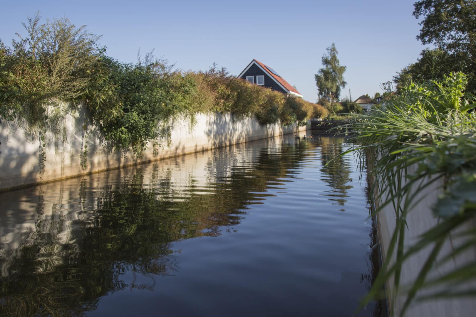 Bosch Beton - Waterkering in nieuwbouwwijk in Nijkerkerveen