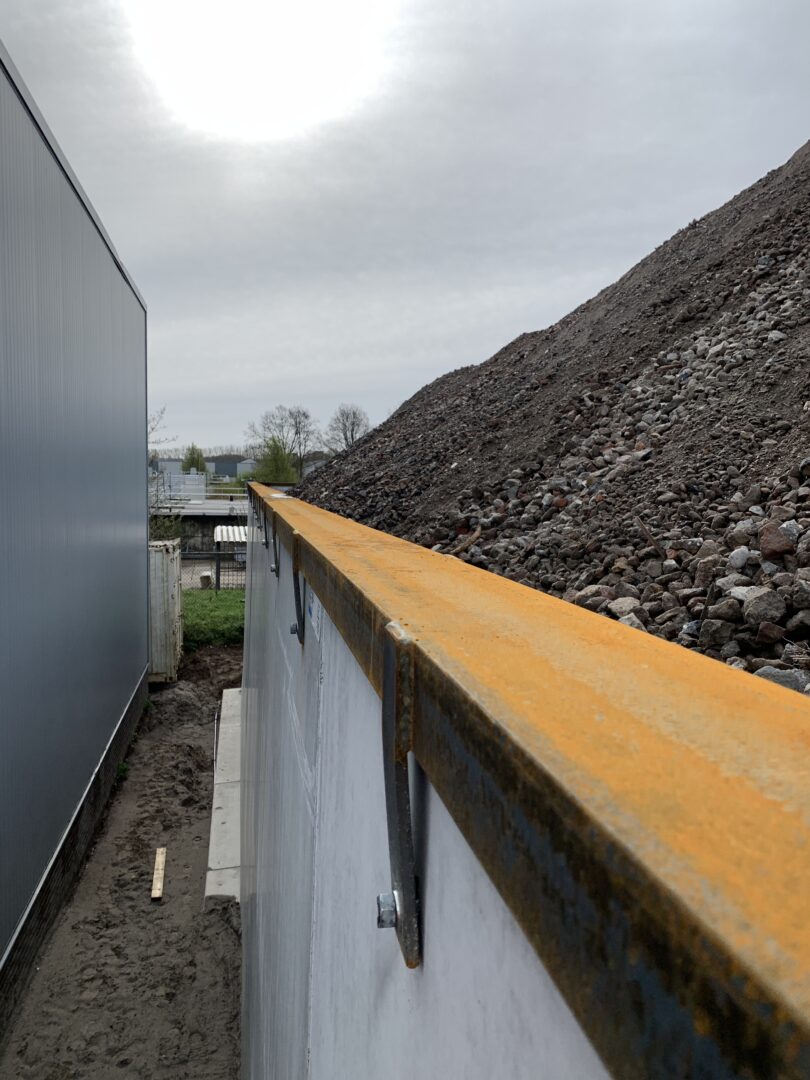 Bosch Beton - Keerwanden vervangen legoblokken bij Lekhaven in Wijk bij Duurstede