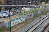 Bosch Beton - Keerwanden vormen geluidswal langs spoorlijn Nijmegen-Den Bosch